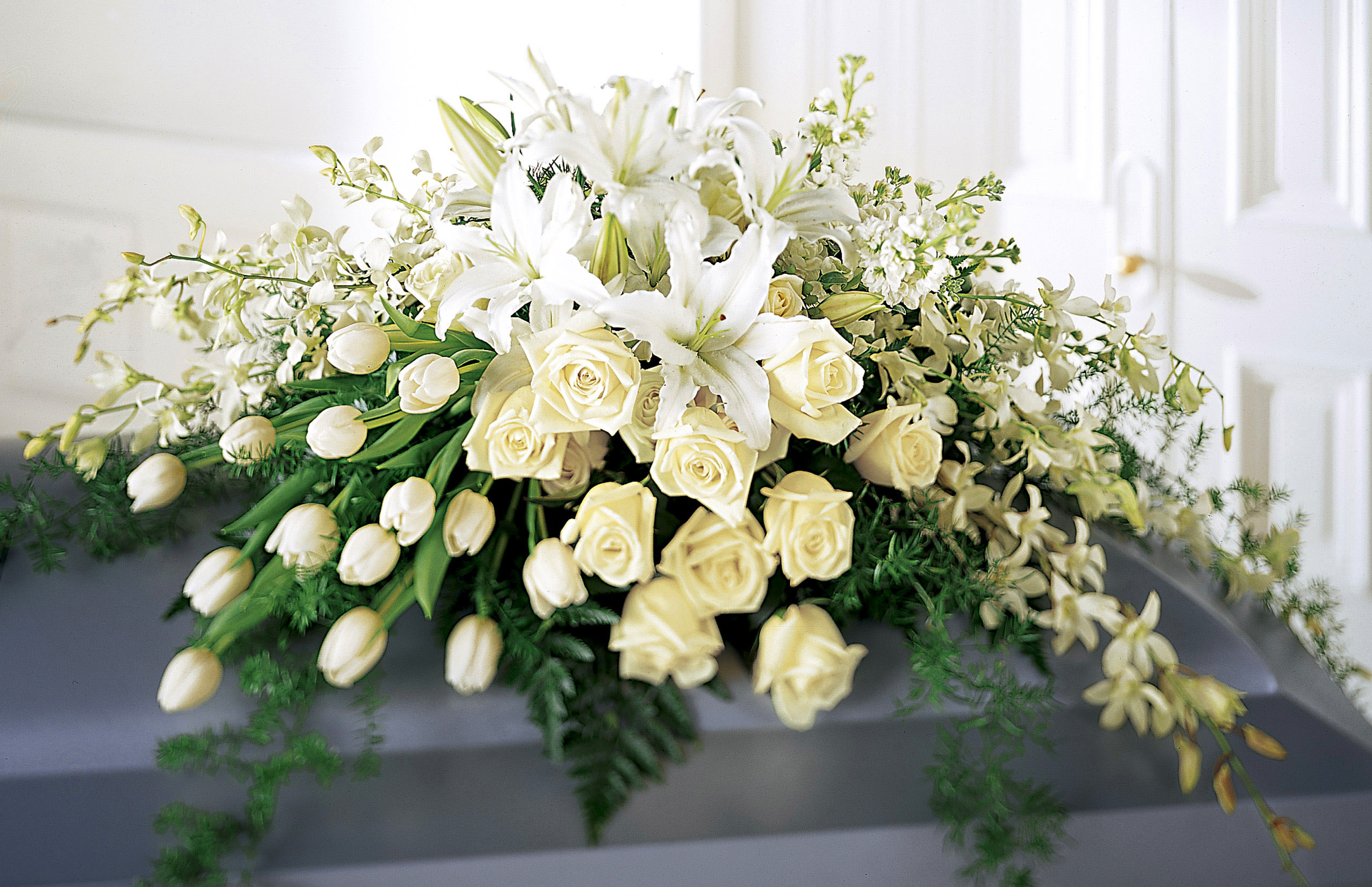 funeral flowers roses