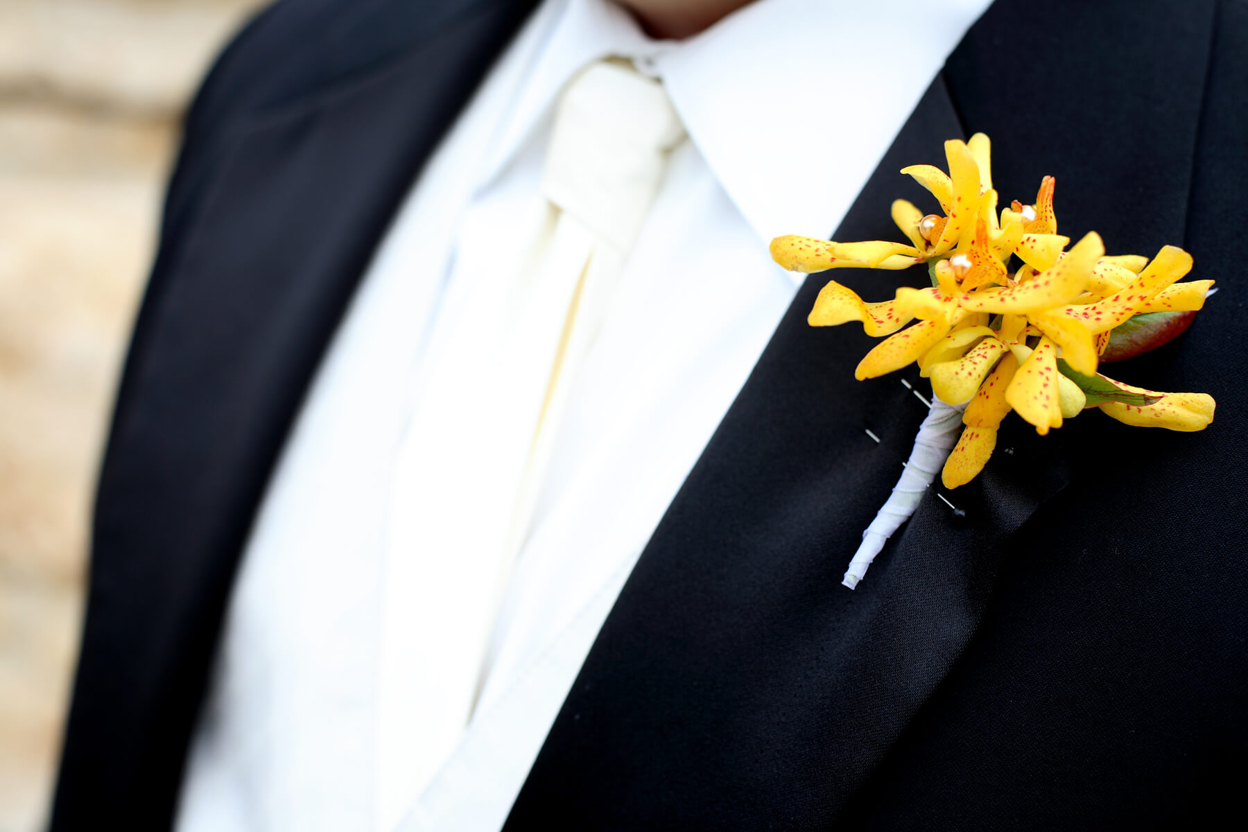 mokara boutonniere