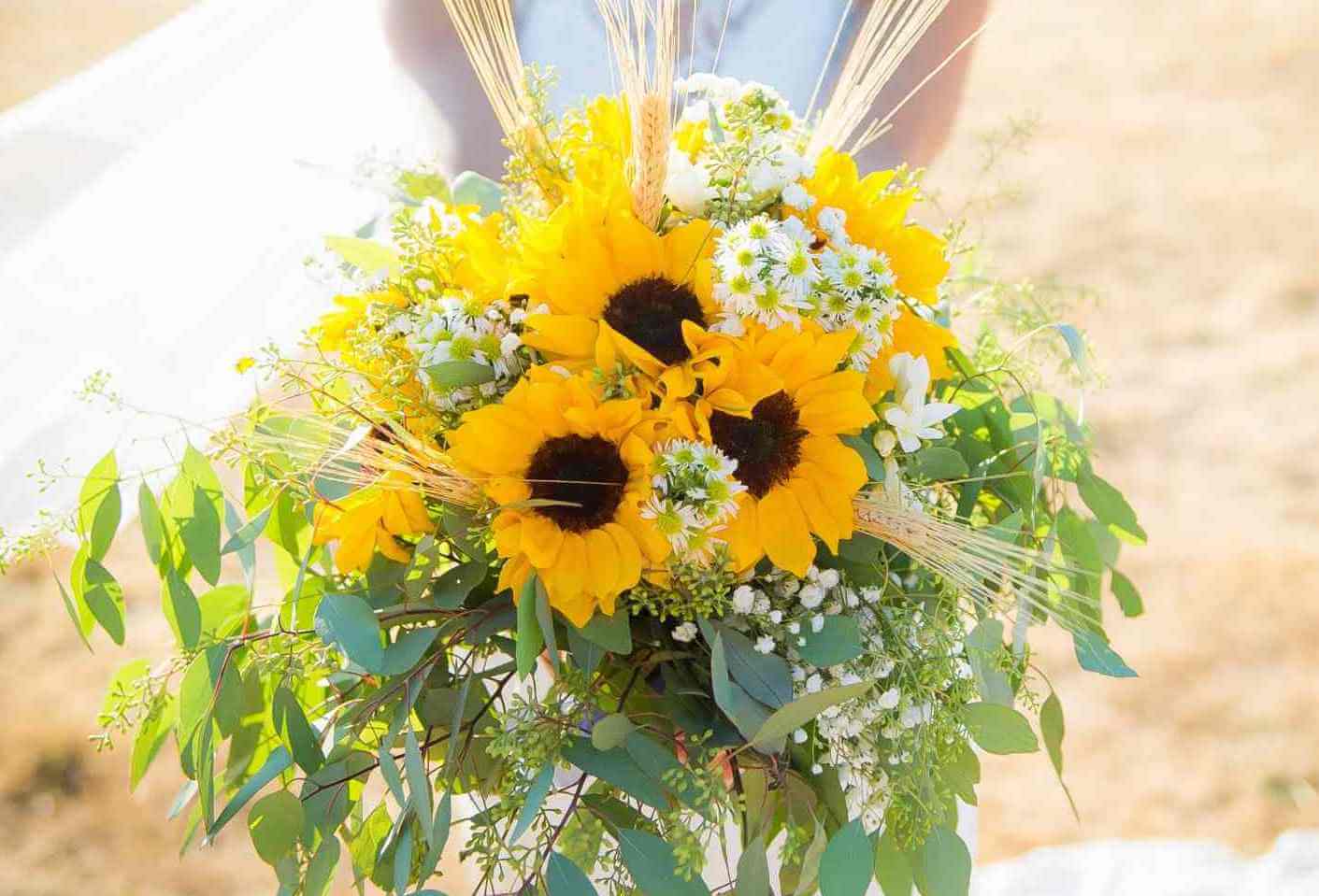 sunflower bouquet bridal