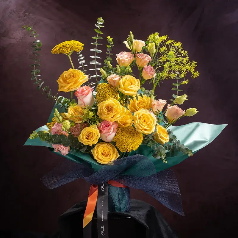 dawndale podium bouquet