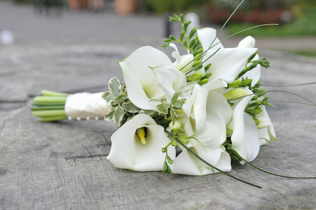 lilies flower bouquet