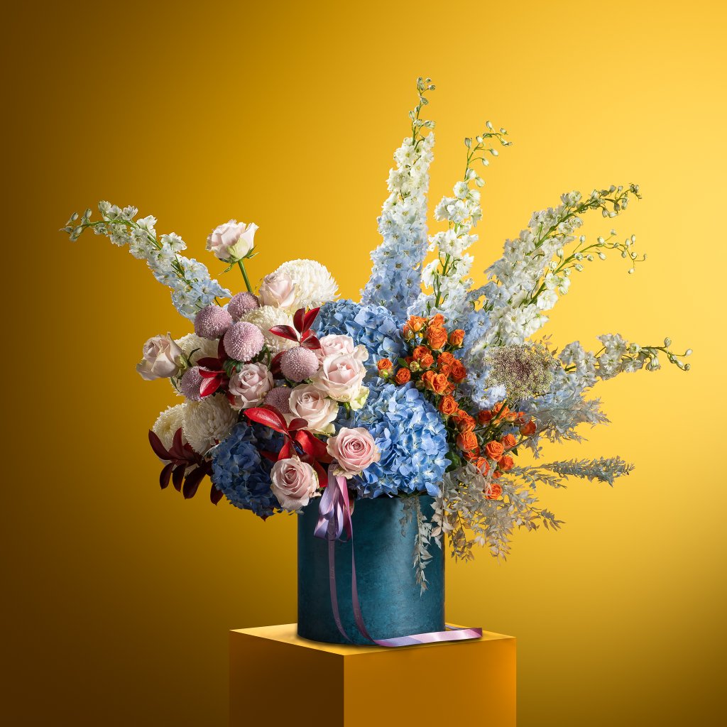 By Oceanside Flower Bloombox Beato Fiore