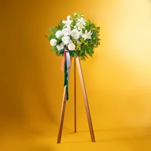 Lucent | Floral Tripod - https://www.beato.com.sg/product/lucent-entree-floral-tripod/
