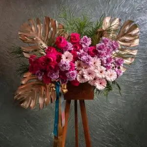 https://www.beato.com.sg/product/sicillia-floral-tripod/