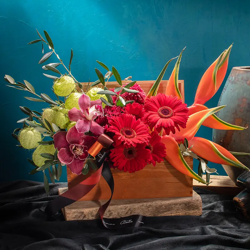 Crete | Floral Giftbox