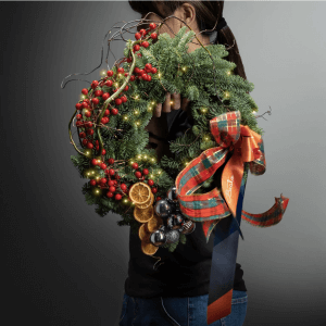 Northern Oak | Christmas Wreath -https://www.beato.com.sg/product/norther-oak-christmas-gifts/
